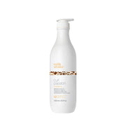 milk_shake Curl Passion Shampoo 1 litre bottle on white background