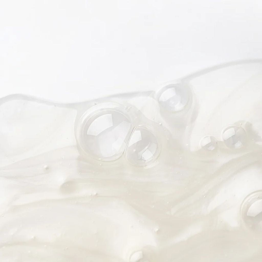 Milkshake Everlasting Bonds Shampoo Product Texture - Zennkai